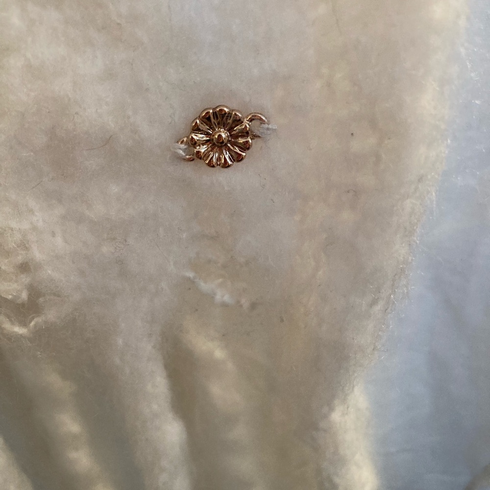 LC Lauren Conrad Cream & Tan Oversized Fringed Scarf Size 18โ x 90โ - Picture 5 of 7